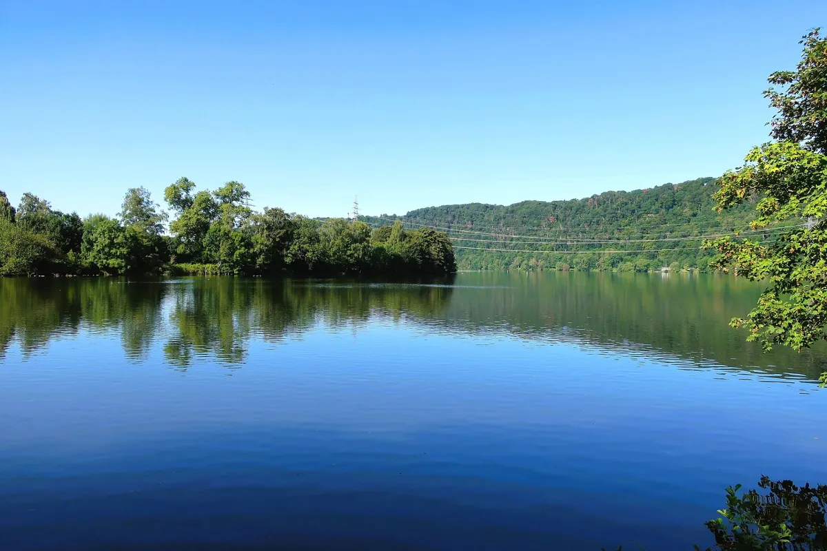 Blick über den Harkortsee zwischen Wetter und Herdecke