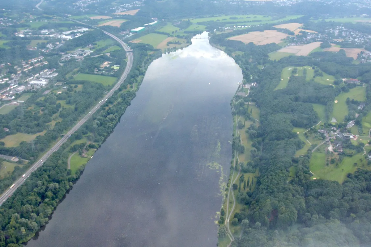 Luftbild des Kemnader Sees zwischen Bochum und Witten